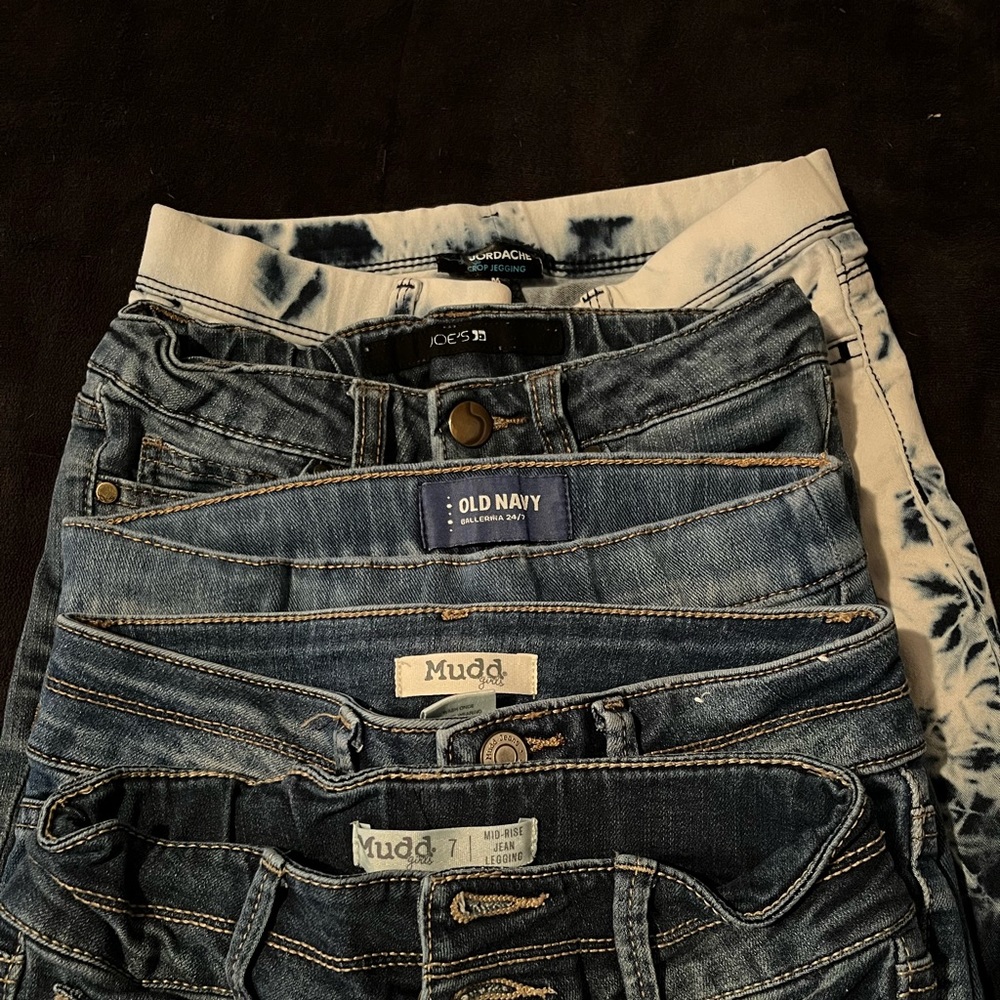 Girls jeans. - Picture 2 of 4